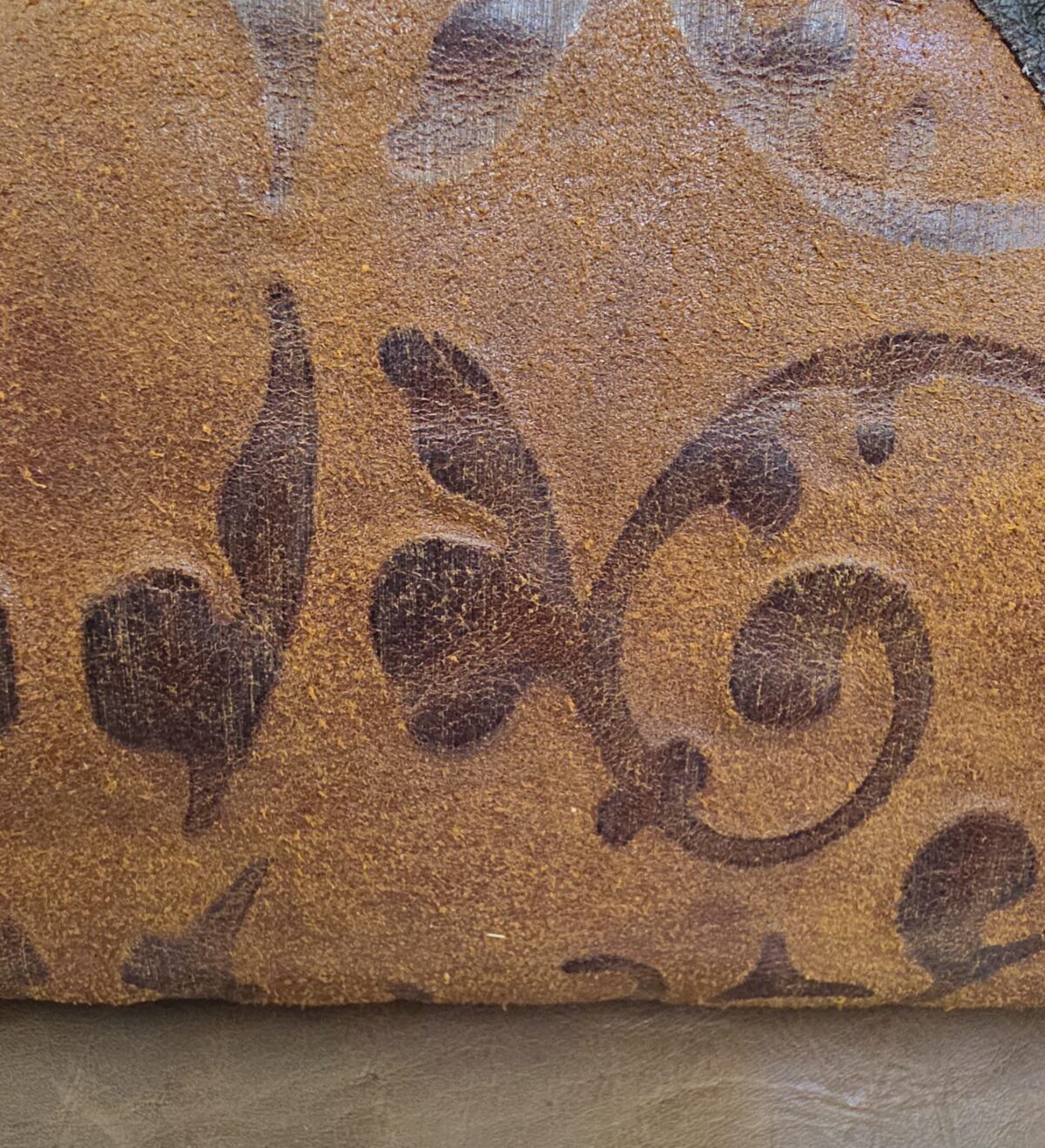 Medium Embossed Sueded Cowhide Pistol Case MP-2446 - Image 3